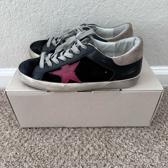 Golden Goose Super-Star Black & Red Star Low-Top Sneaker (Unisex) - Picture 2 of 8